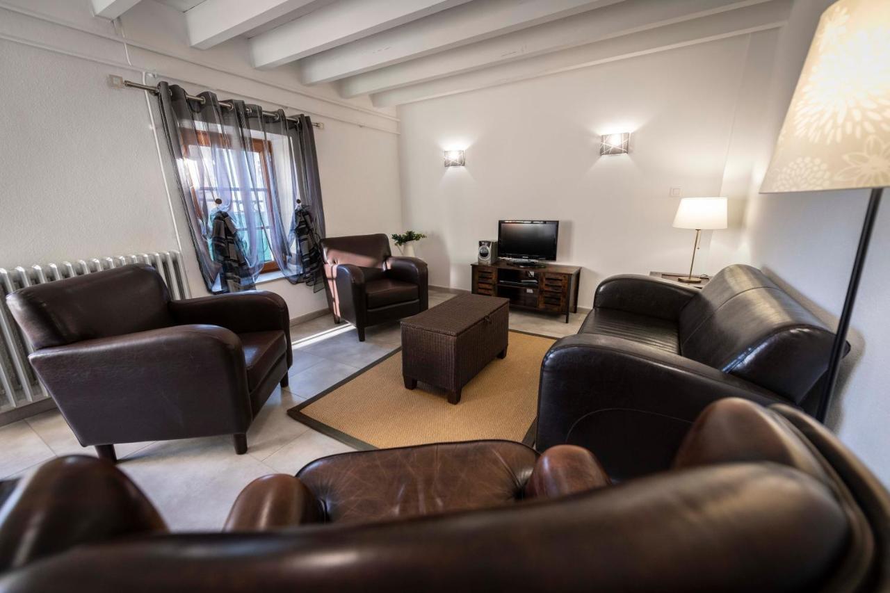Maison D'Hote La Grange Aux Ayres Olloix ภายนอก รูปภาพ