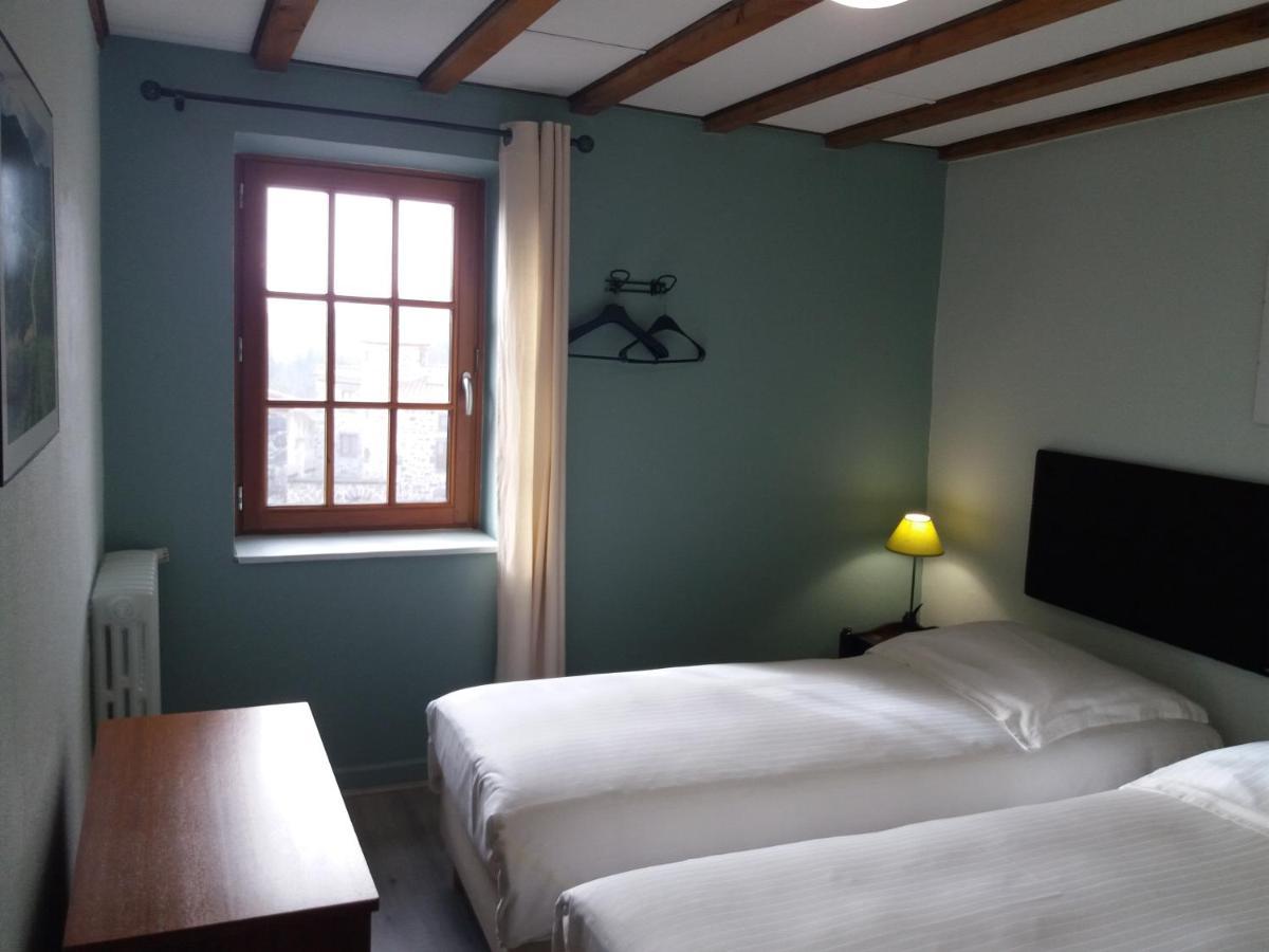 Maison D'Hote La Grange Aux Ayres Olloix ภายนอก รูปภาพ