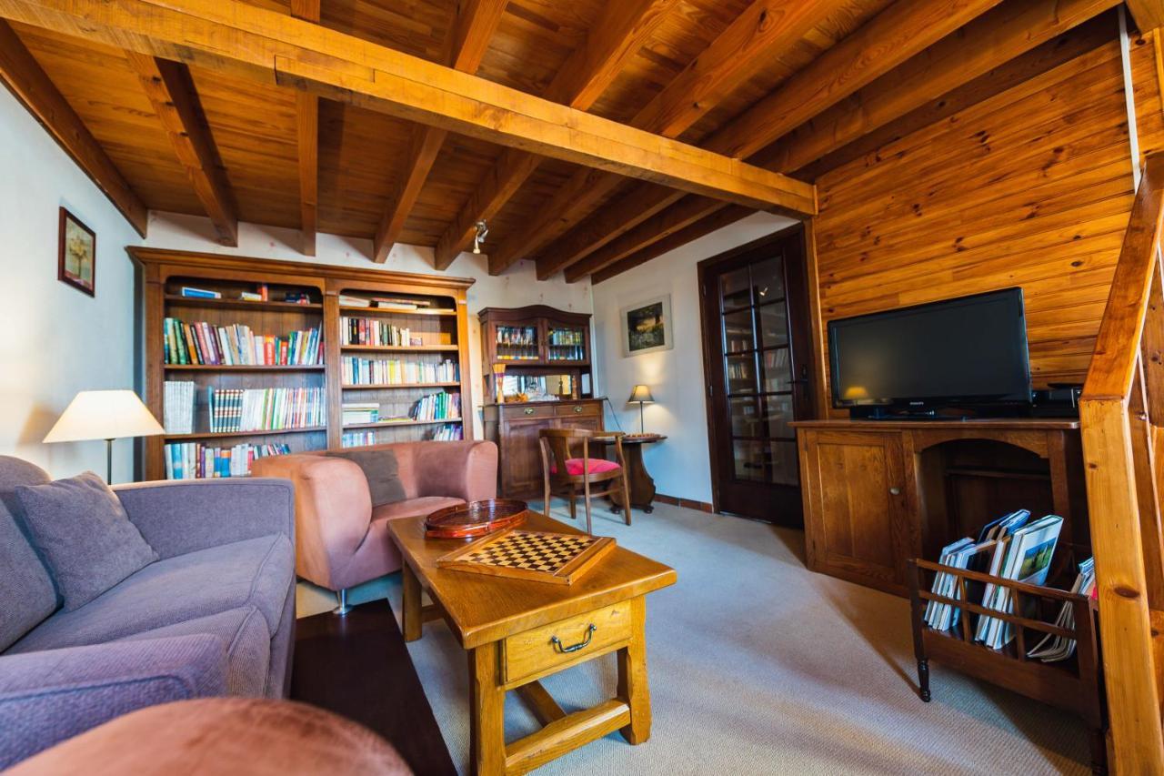 Maison D'Hote La Grange Aux Ayres Olloix ภายนอก รูปภาพ
